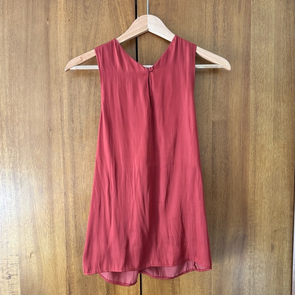 Trouvé Nordstrom Twist Front Sleeveless Halter Top - Picture 12 of 12